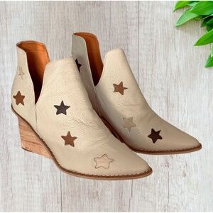 SILVIA COBOS SIZE 8 SHOOT FOR THE MOON ANKLE BOOTS NIB